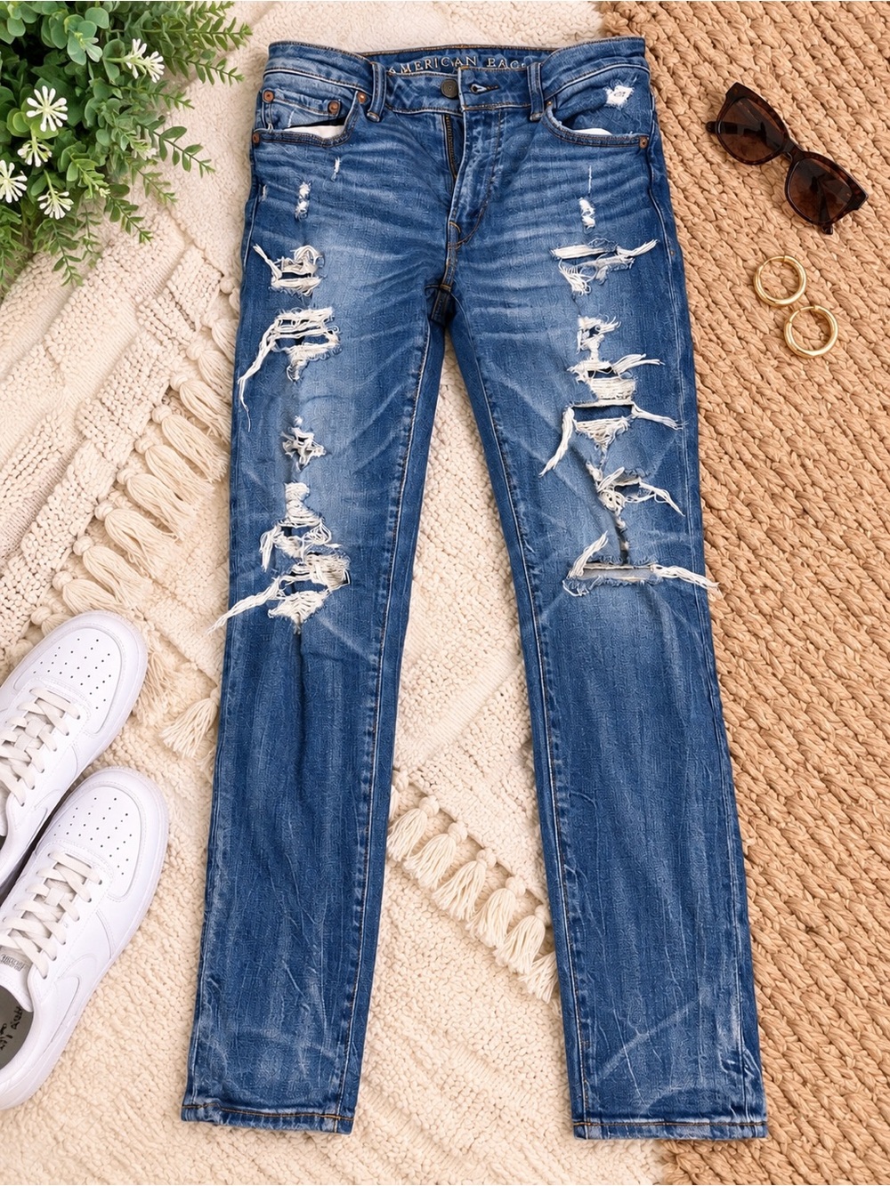 American Eagle Distressed Skinny Jeans 29x32 Medium Wash Stretch Denim
